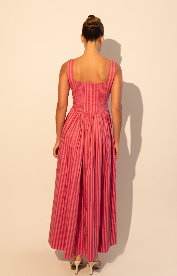 kleid-gala-dress-in-ruler-red-1