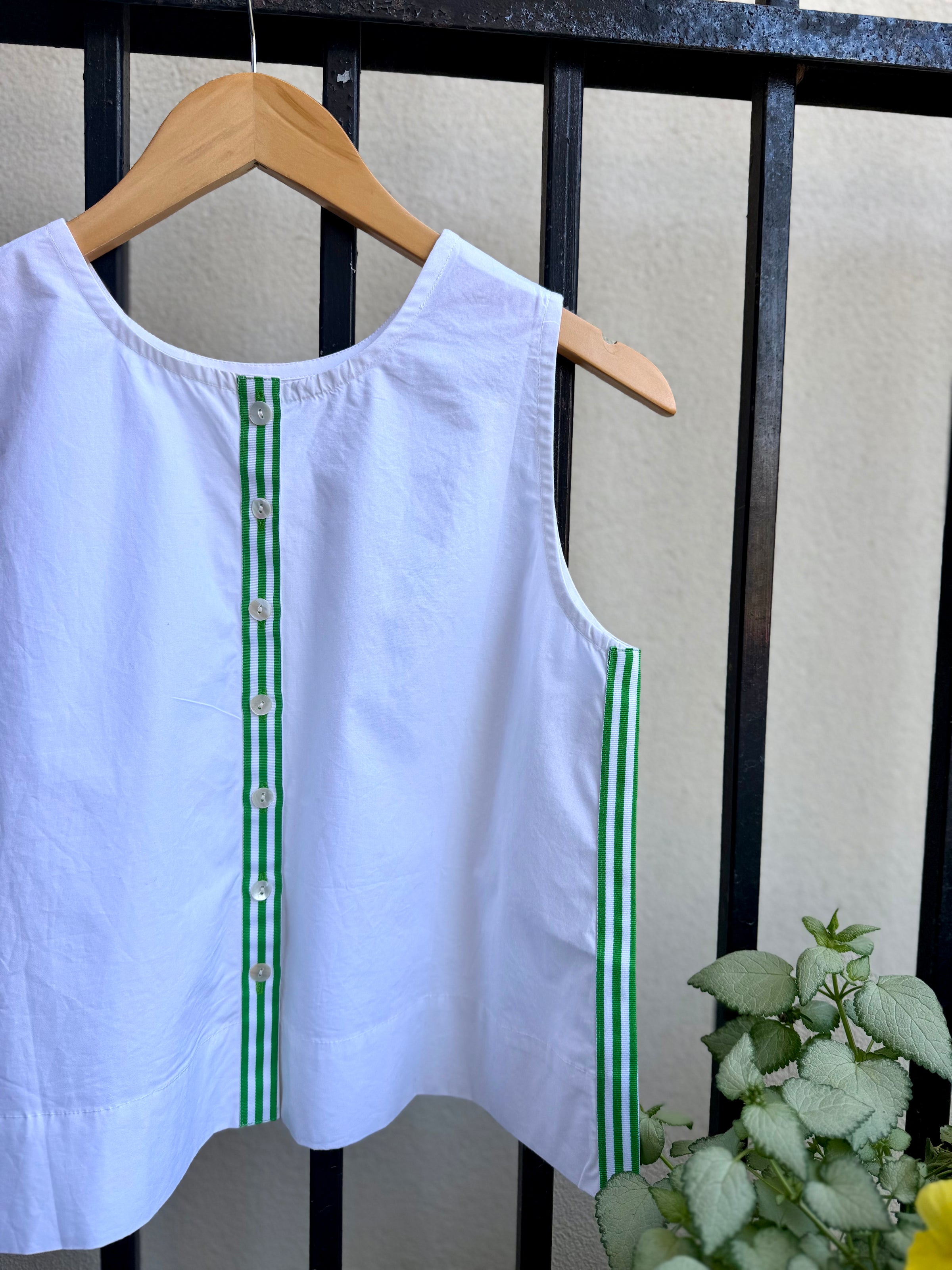 la-plage-cropped-tank-top-in-white-green-stripes-1