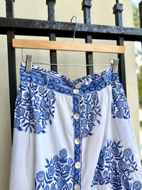 la-plage-promenade-maxi-skirt-in-mughal-white-blue-foral-1