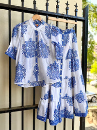 la-plage-promenade-maxi-skirt-in-mughal-white-blue-foral-1