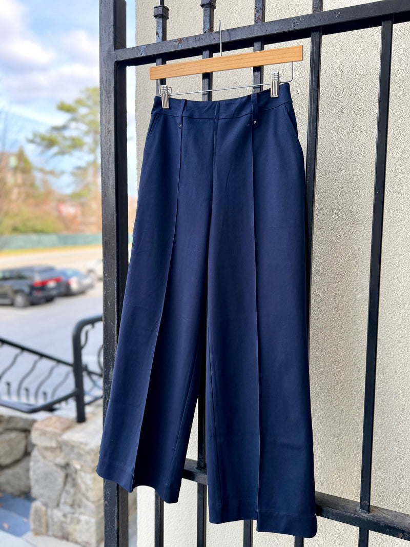lyssé-miranda-straight-leg-trouser-in-true-navy-1