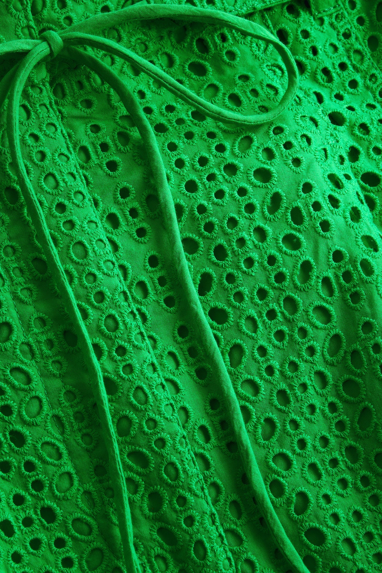 marie-oliver-lander-short-in-emerald-1