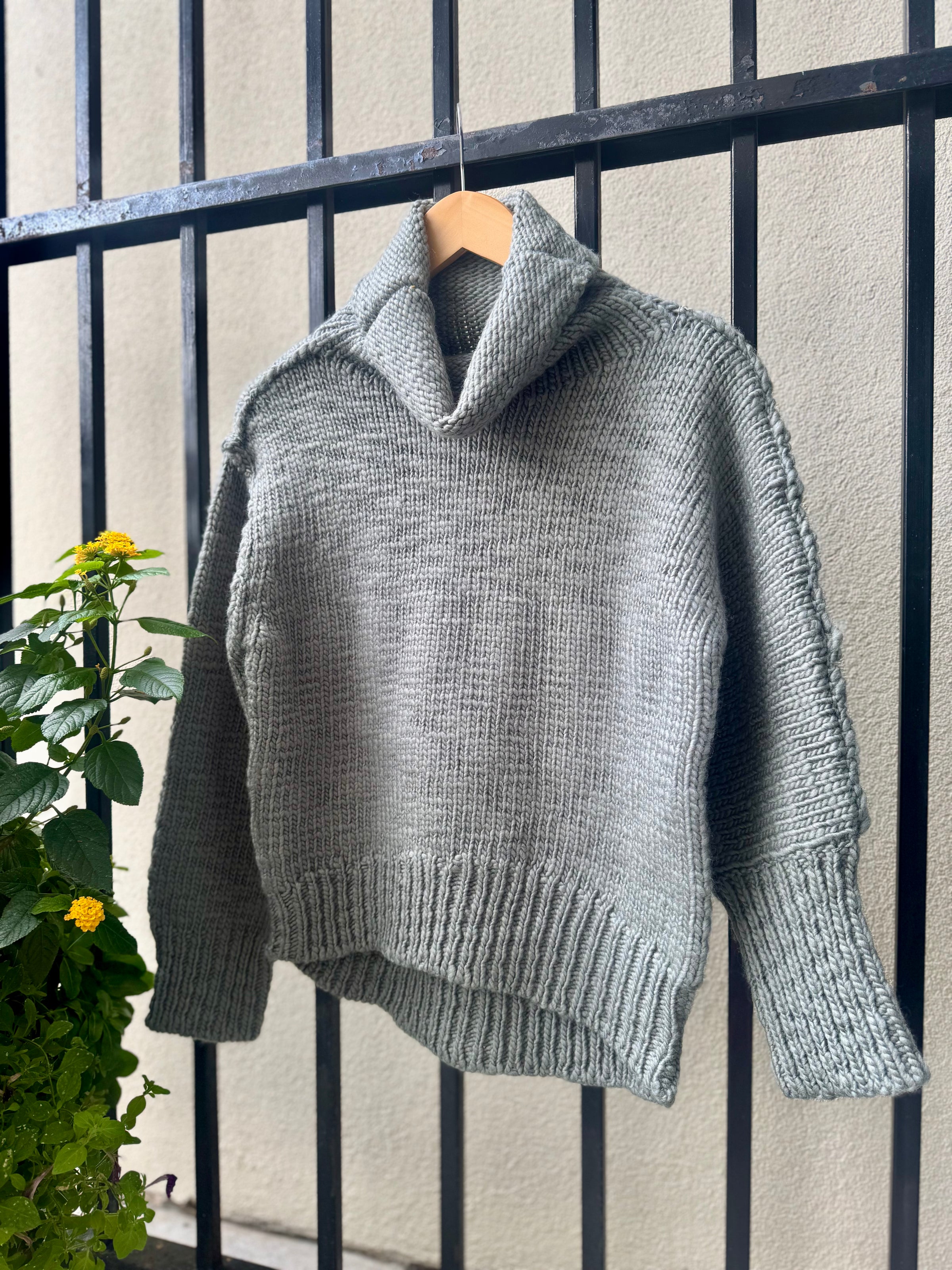 n14-cw-new-form-perspective-chunky-sleeve-play-pullover-in-thyme-1