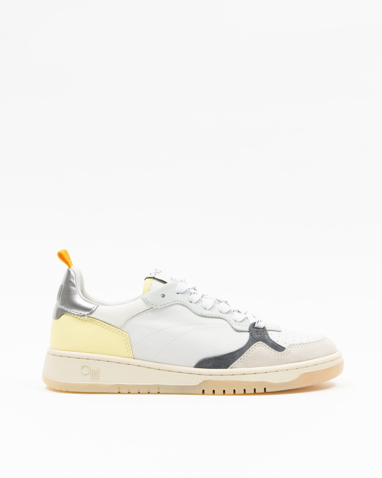 oncept-phoenix-sneaker-in-moonbeam-1