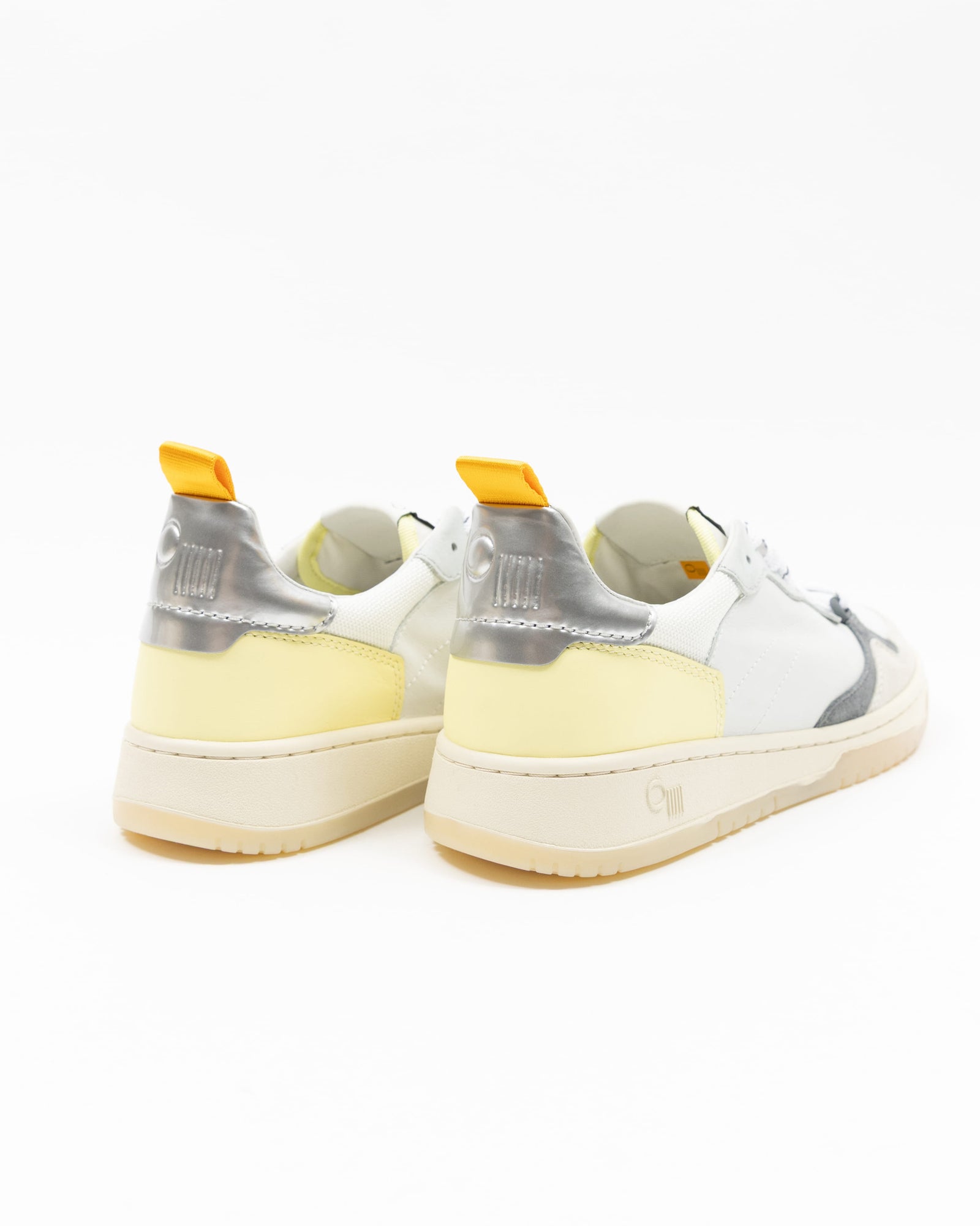 oncept-phoenix-sneaker-in-moonbeam-3