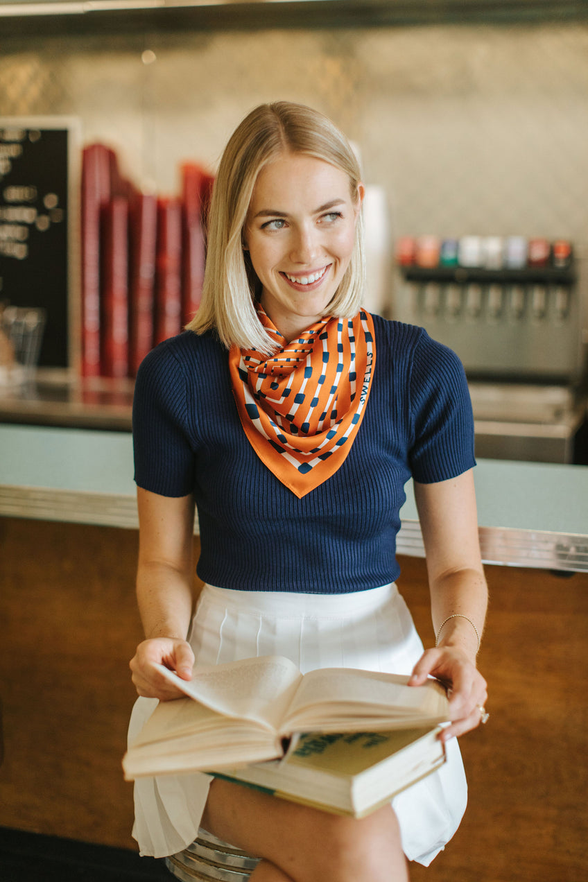 swells-auburn-color-block-scarf-in-orange-and-blue-1