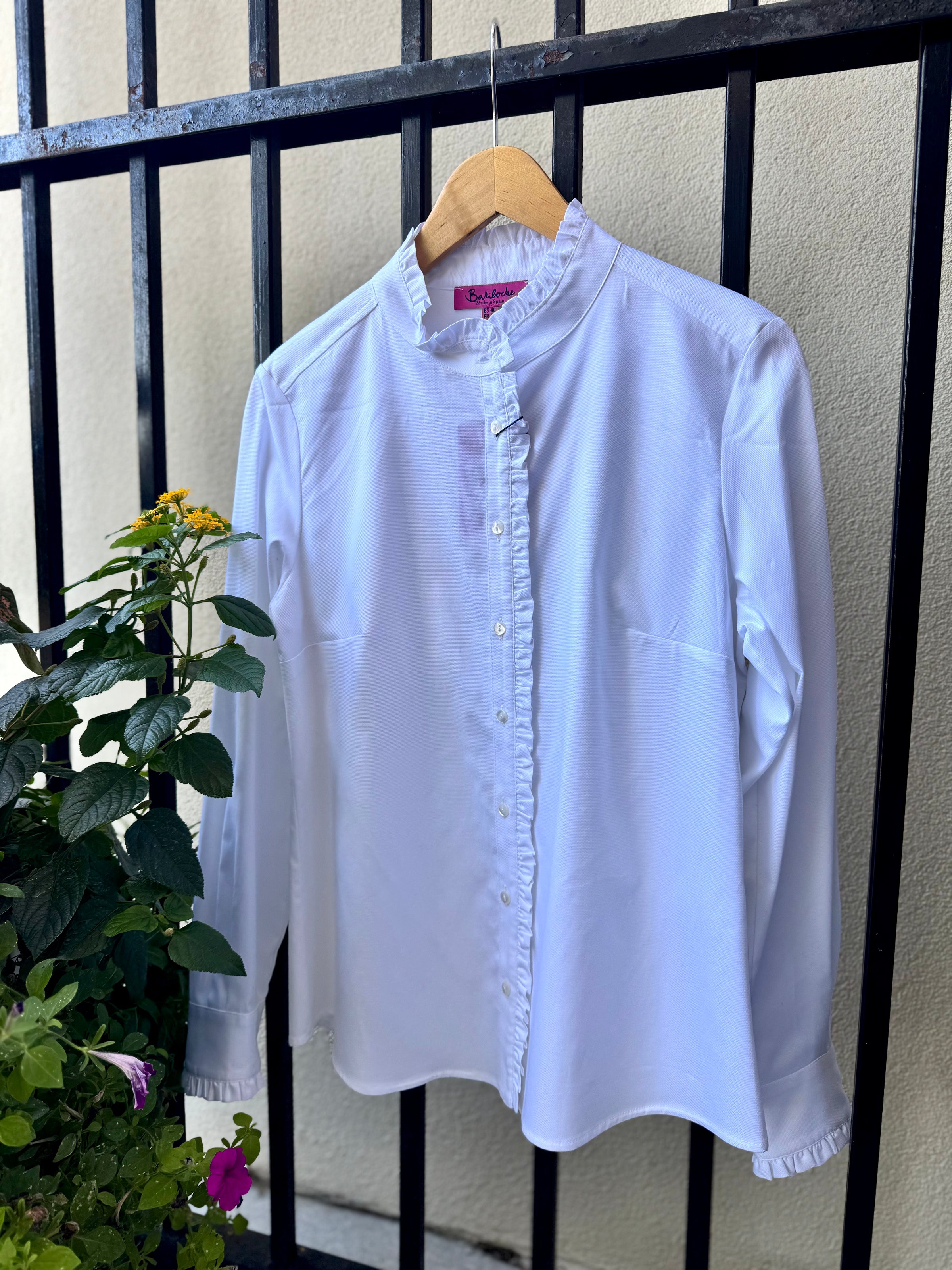 tinta-and-bariloche-vareia-shirt-in-blanco-1