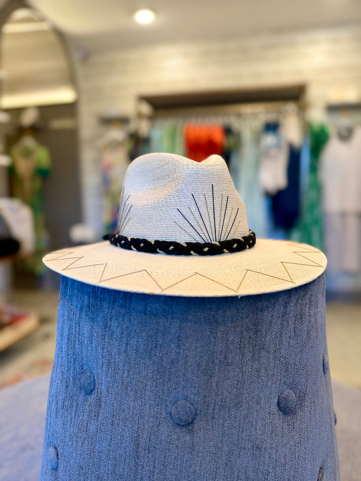 tipsy-threads-agave-hat-in-black-gold-zig-zag-1