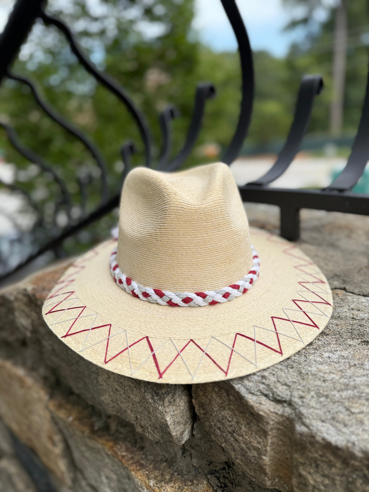 tipsy-threads-alabama-a-hat-in-crimson-and-garnet-2