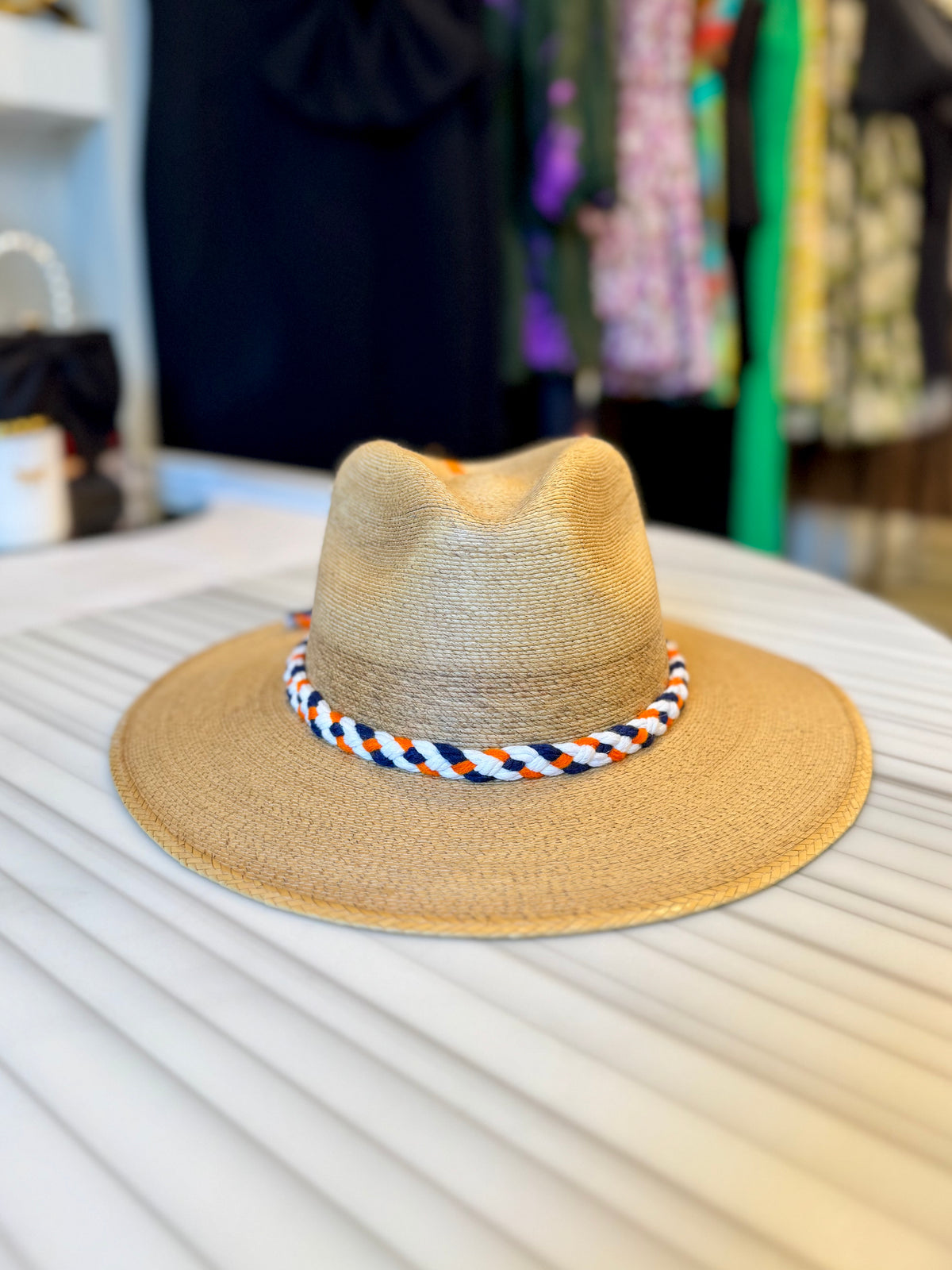 tipsy-threads-auburn-paw-palm-hat-in-orange-blue-1