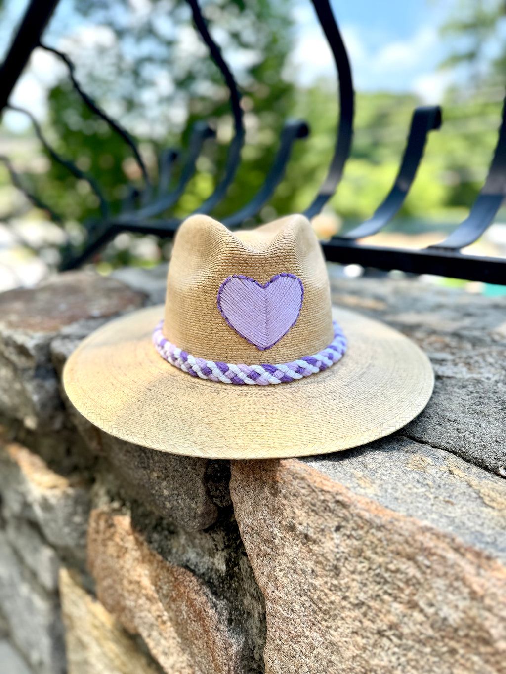 Tipsy Threads Boracay Heart Hat in Lavender – Poppy's of Atlanta