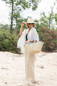 tipsy-threads-flower-palm-bag-powder-blue-1