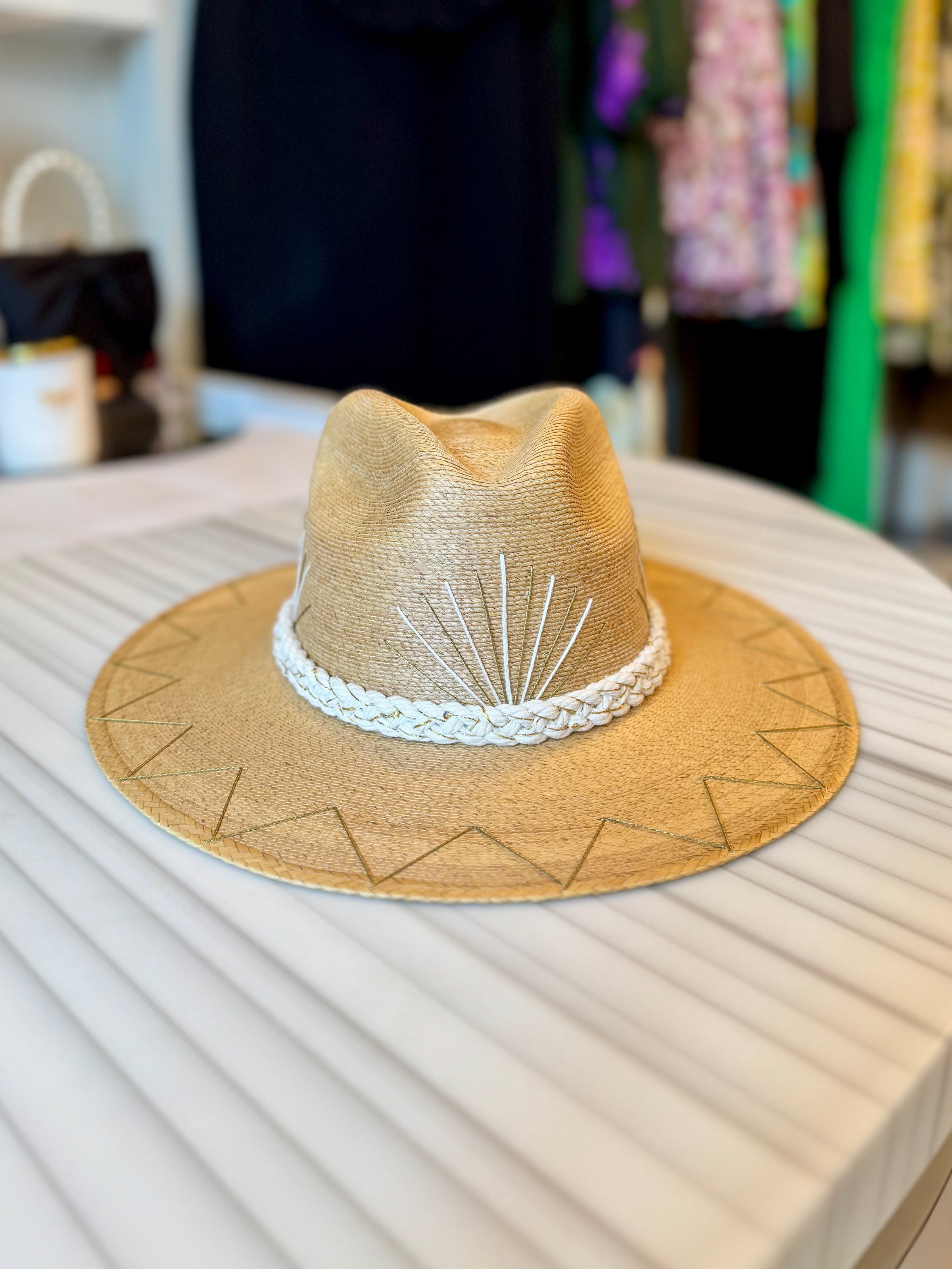 tipsy-threads-natural-palm-cabo-agave-in-white-and-gold-1