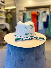 tipsy-threads-partee-clubs-hat-in-pink-green-1