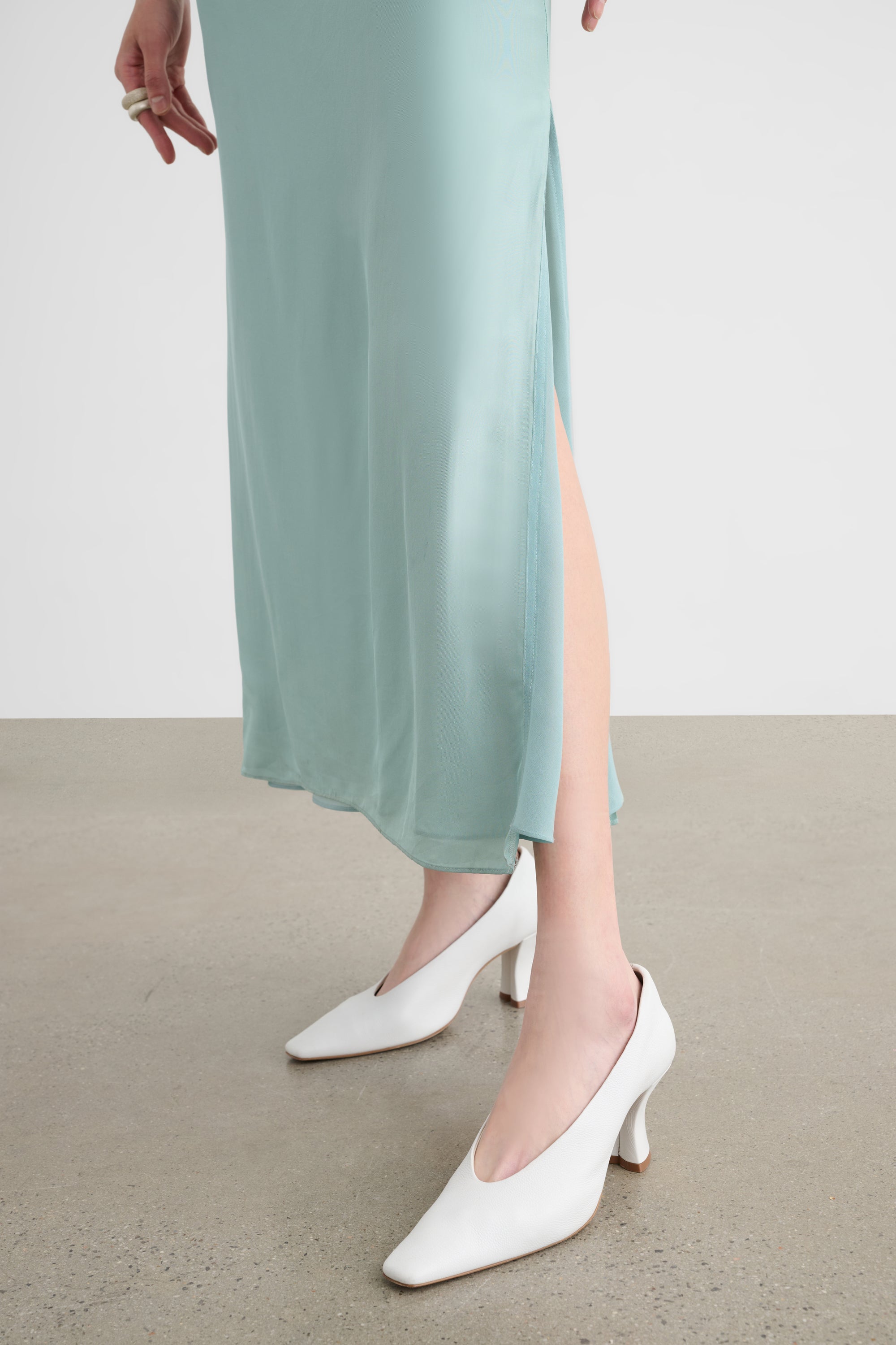 toccin-koralie-midi-dress-in-sea-breeze-1