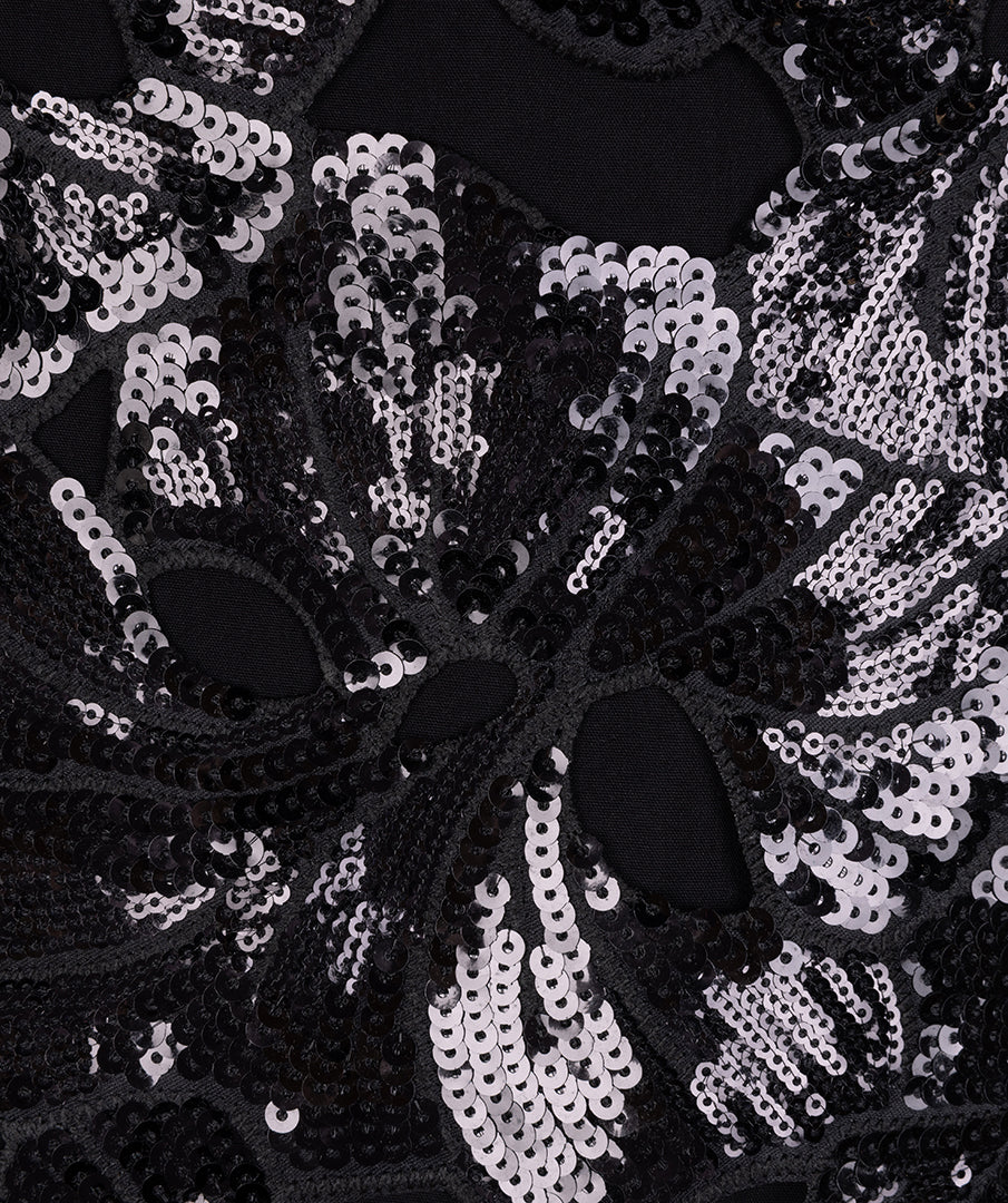 w25.5700-esqualo-sequin-pencil-skirt-in-black-1