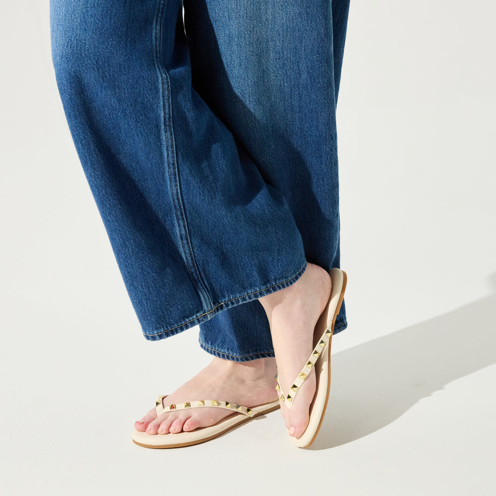 yosi-samra-rivington-flat-in-cream-and-gold-6